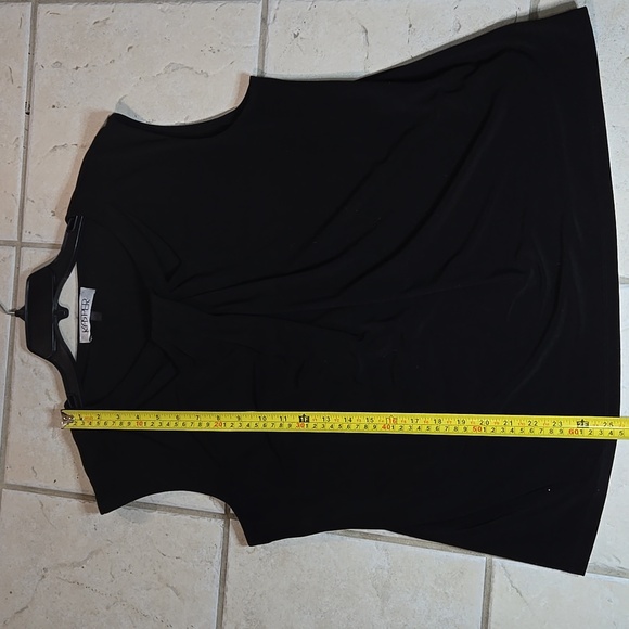 Kasper Women's Black Sleeveless Top - Picture 6 of 6